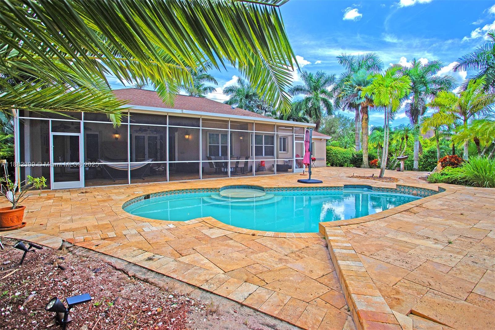SELIGMAN-KIA ACRES - Residential