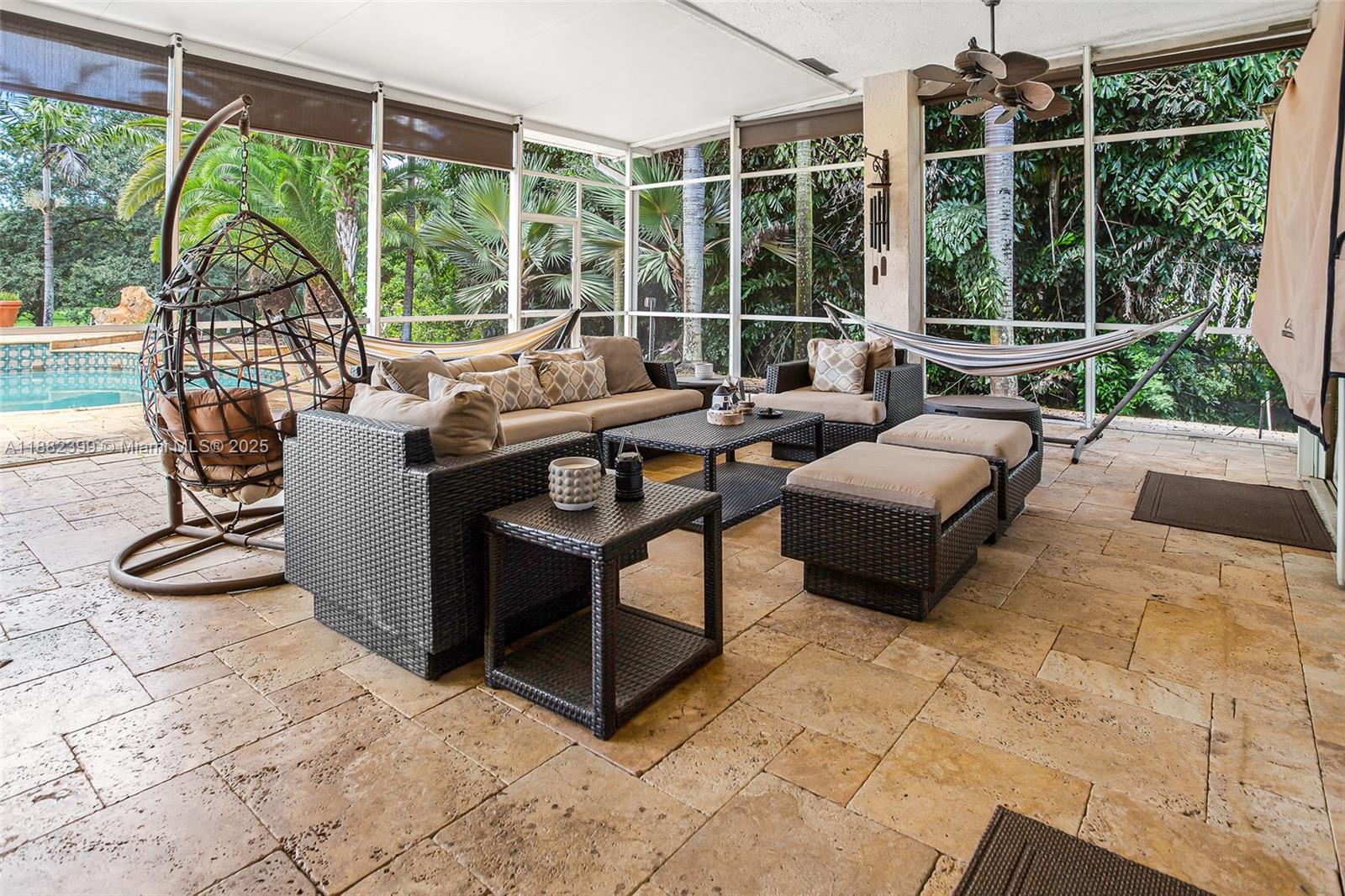 SELIGMAN-KIA ACRES - Residential