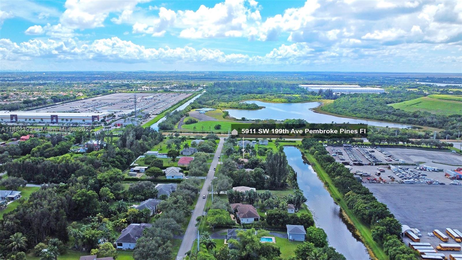 SELIGMAN-KIA ACRES - Residential
