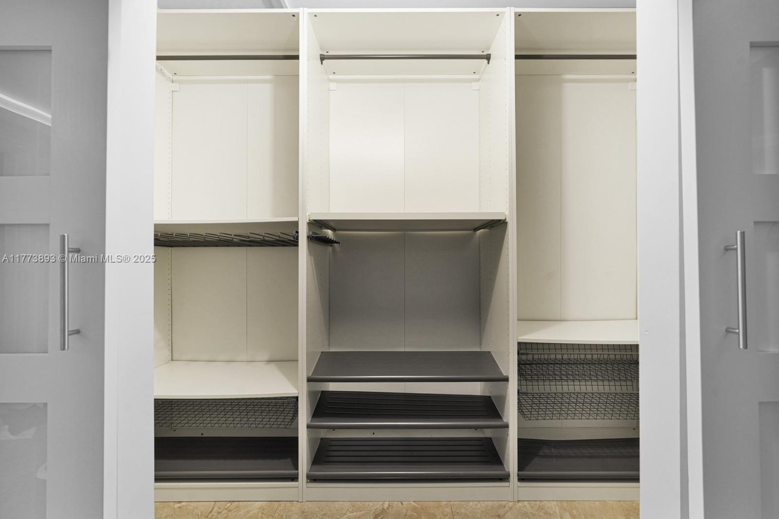 BEL-AIR ISLE - Residential