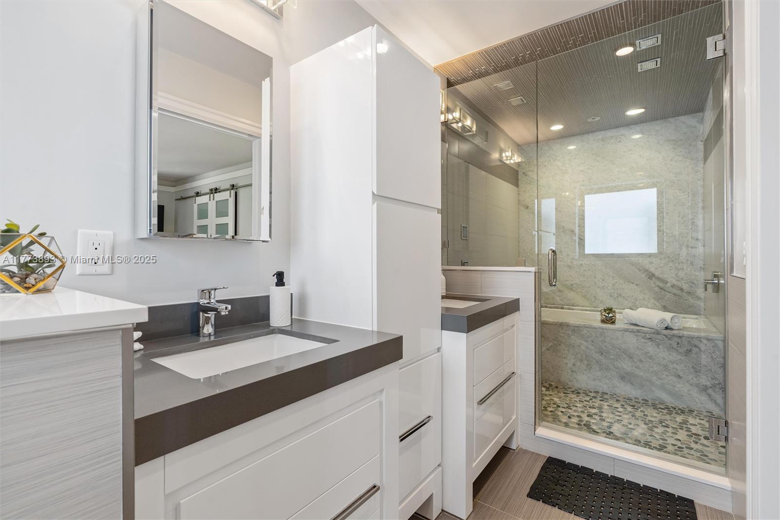 BEL-AIR ISLE - Residential