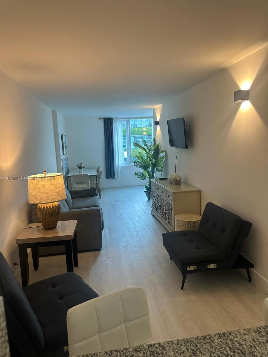 RONEY PALACE CONDO - Residential