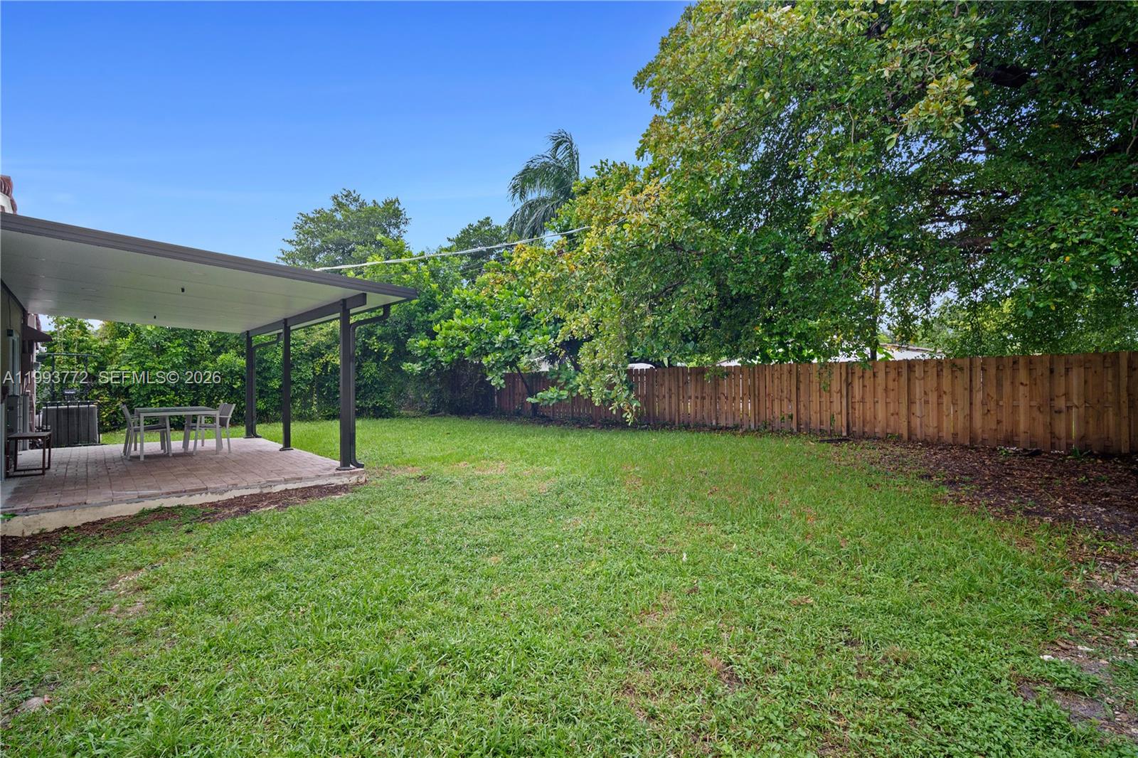 GULFSTREAM ESTATES - Residential