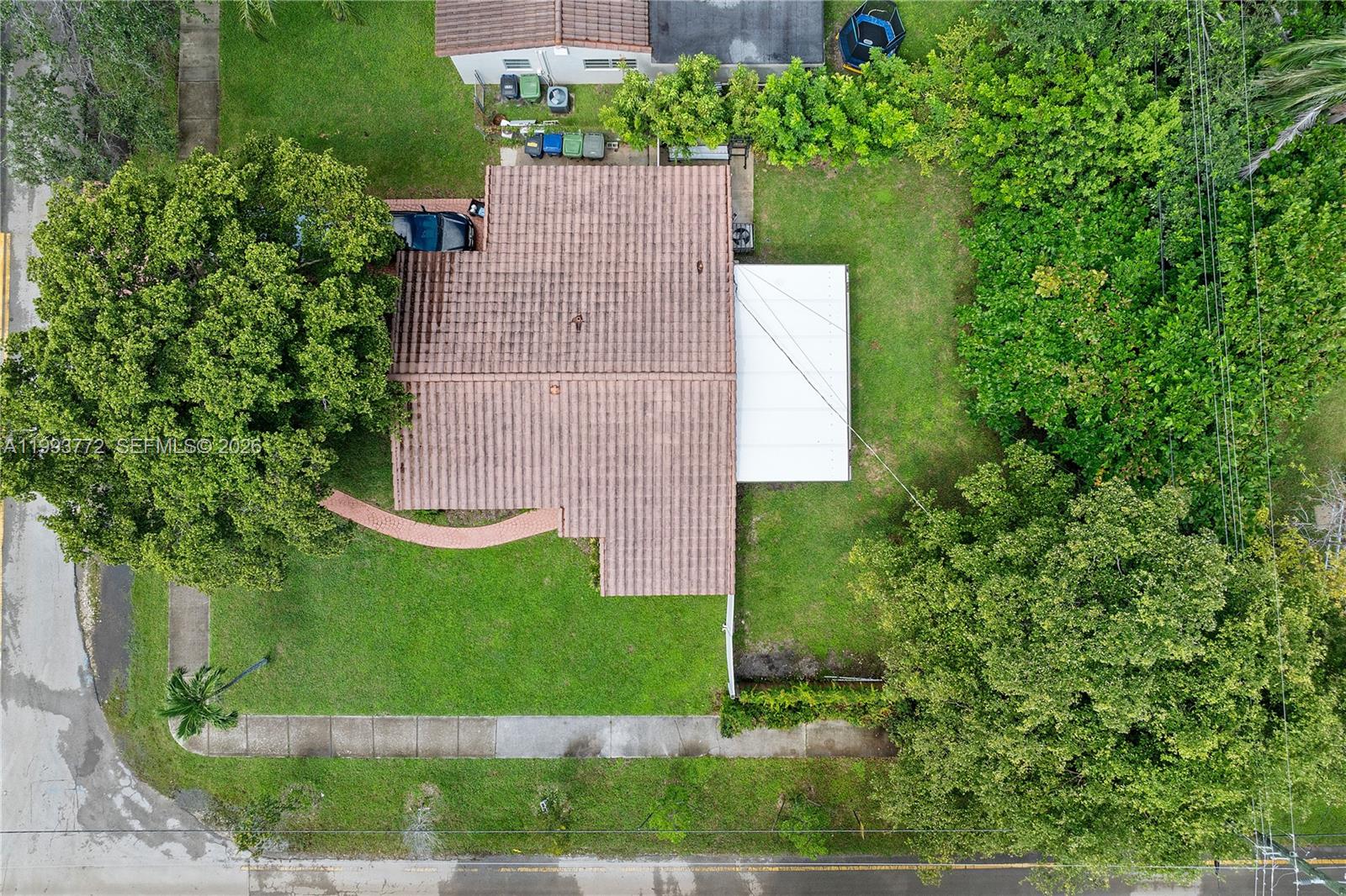 GULFSTREAM ESTATES - Residential