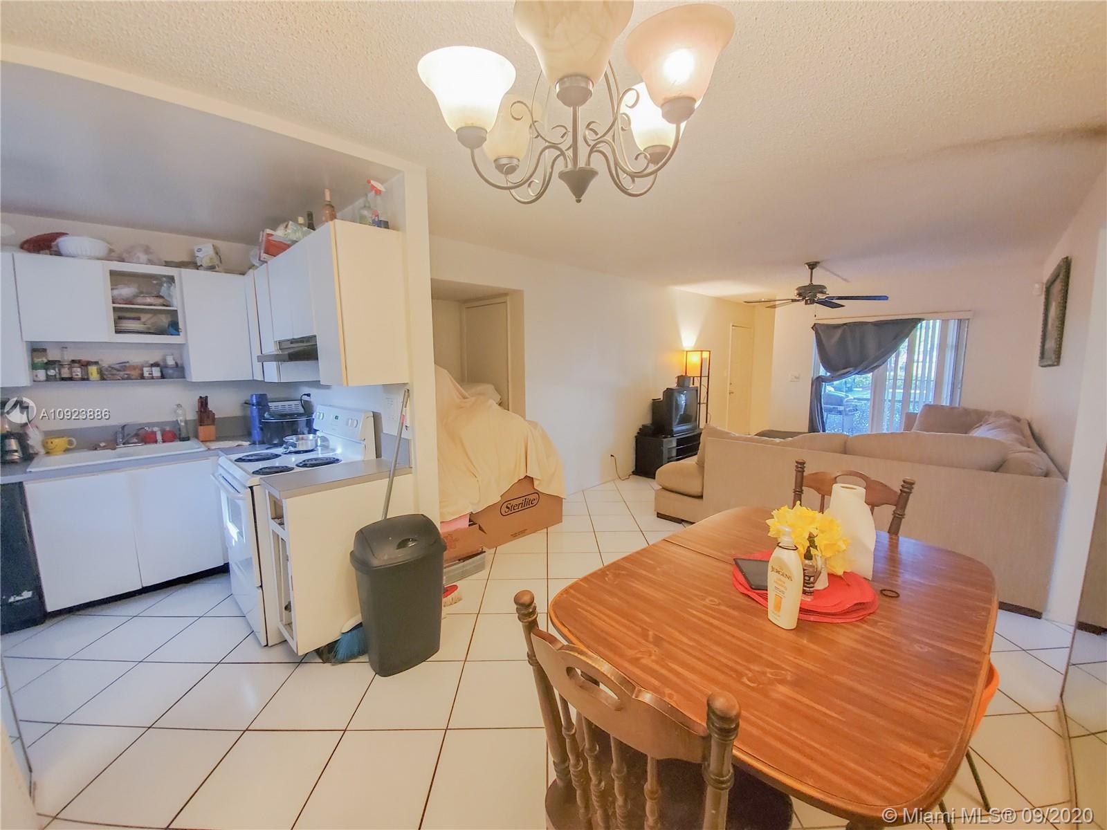 GARDENS NORTH 10 (THE) CO - Residential