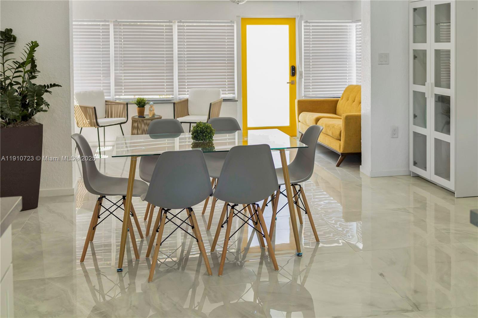 HIBISCUS PARK - Residential Lease