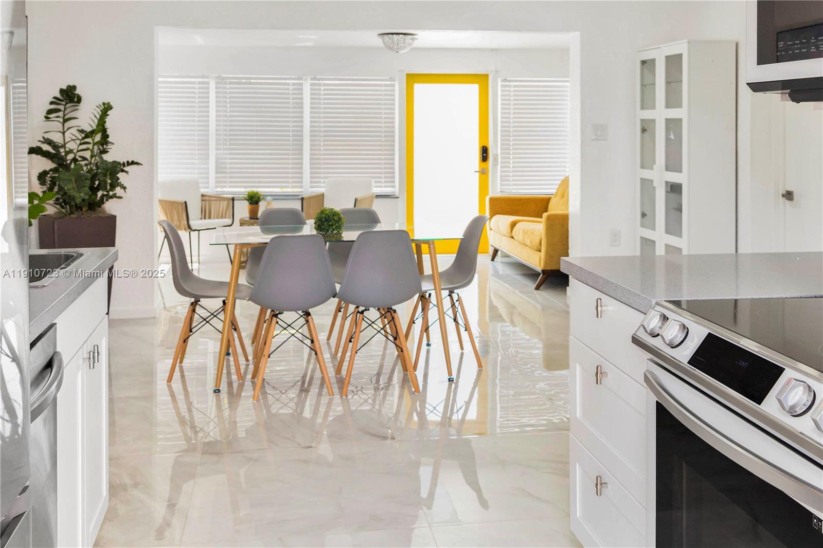 HIBISCUS PARK - Residential Lease