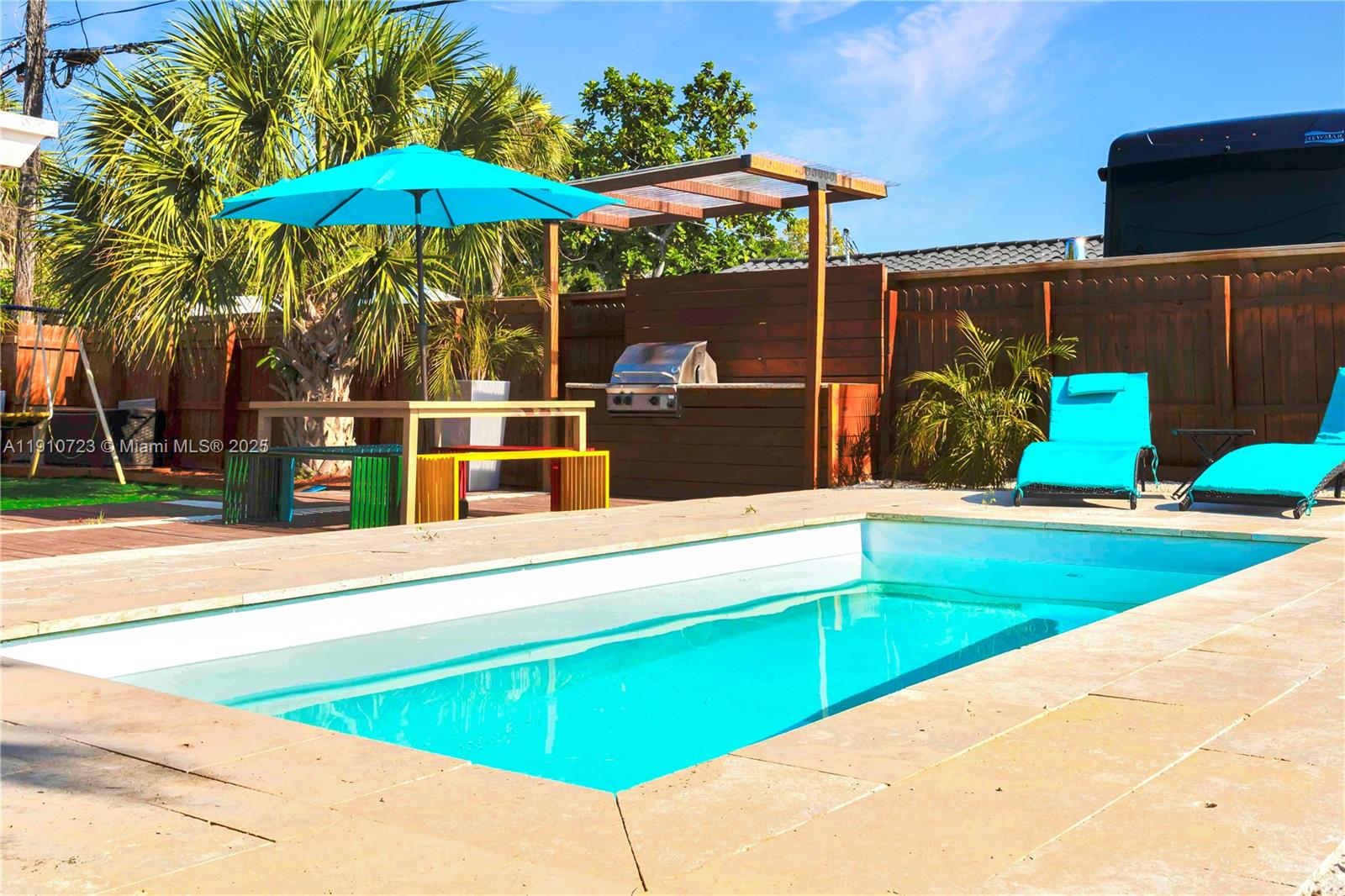 HIBISCUS PARK - Residential Lease