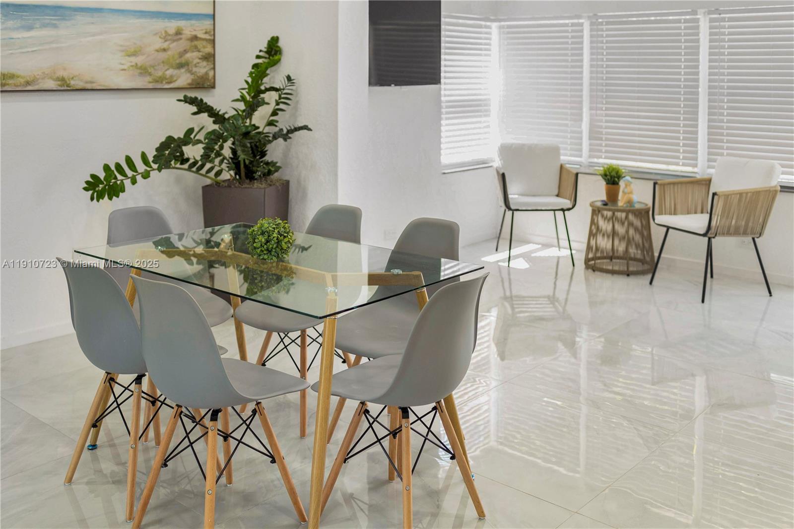 HIBISCUS PARK - Residential Lease