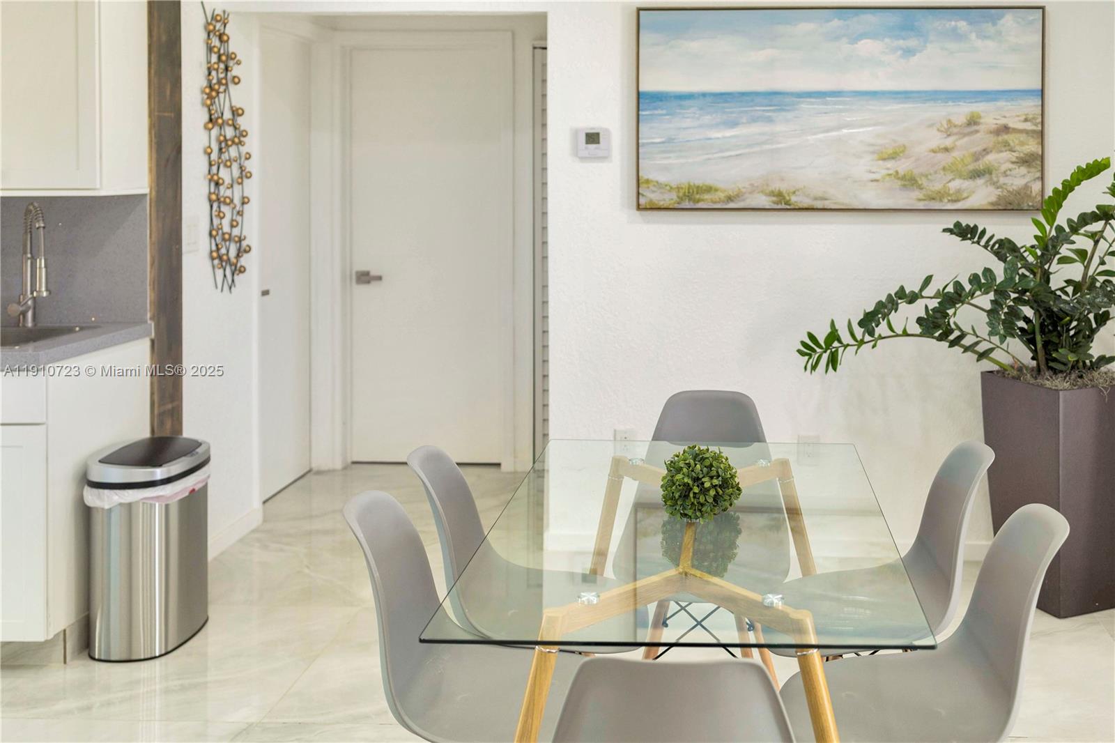 HIBISCUS PARK - Residential Lease