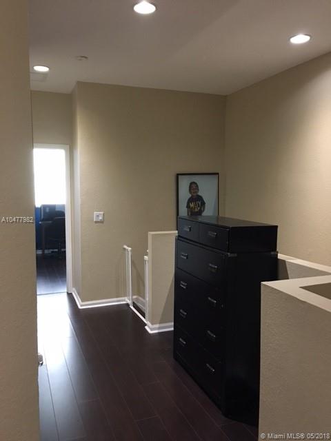 PORTOFINO VILLAS WEST - Residential