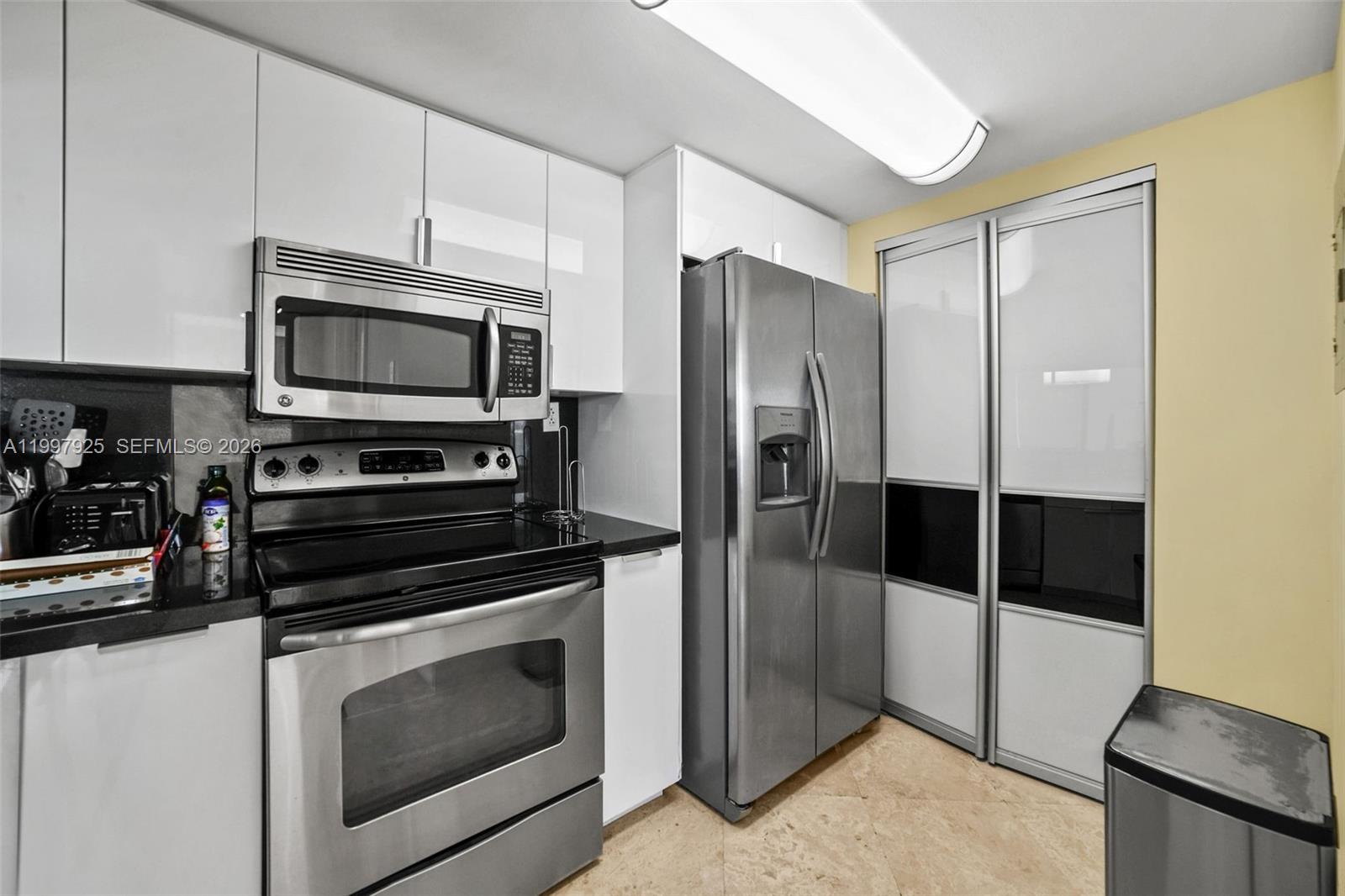 THE FLORIDIAN CONDO - Residential