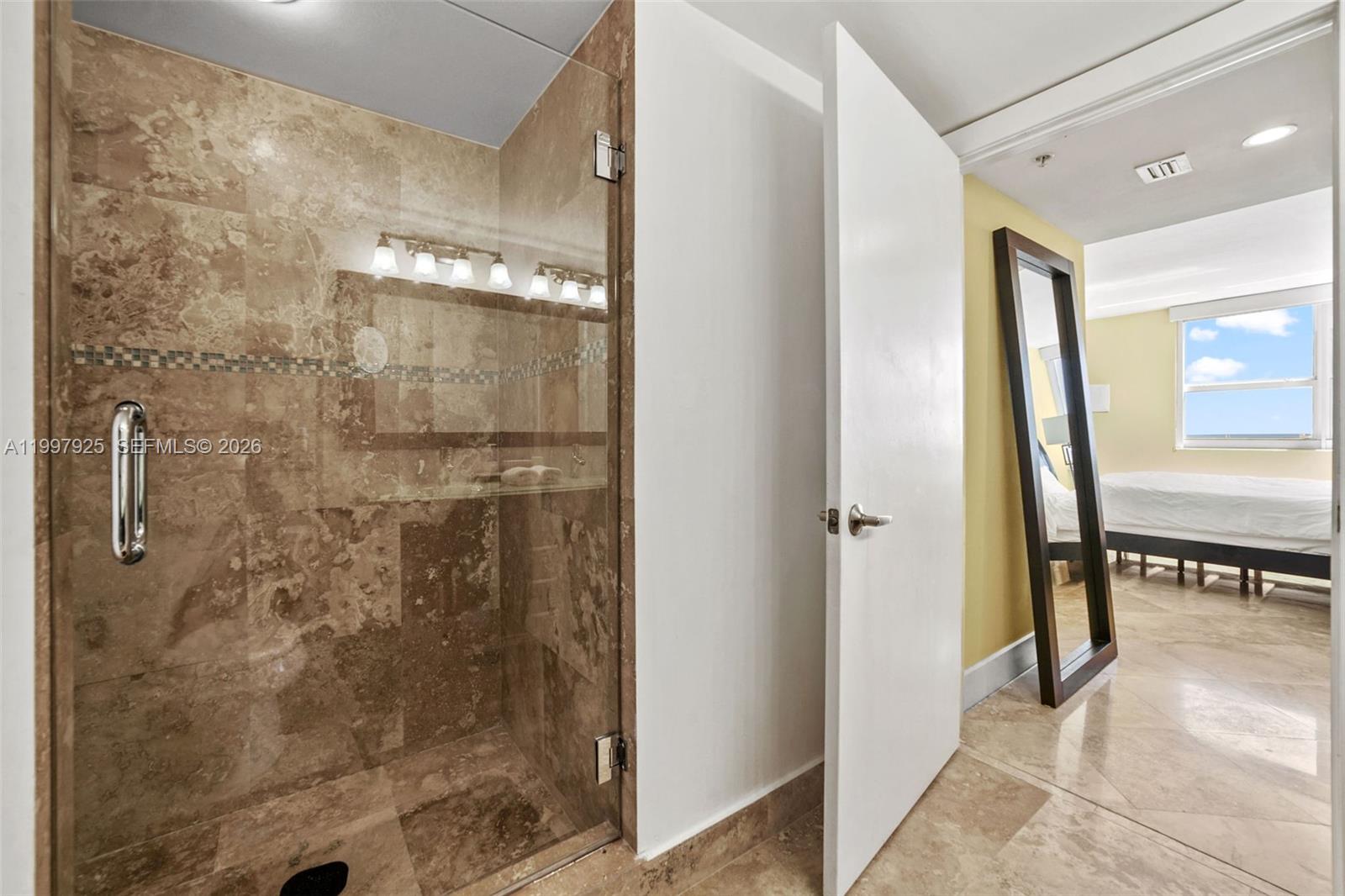 THE FLORIDIAN CONDO - Residential
