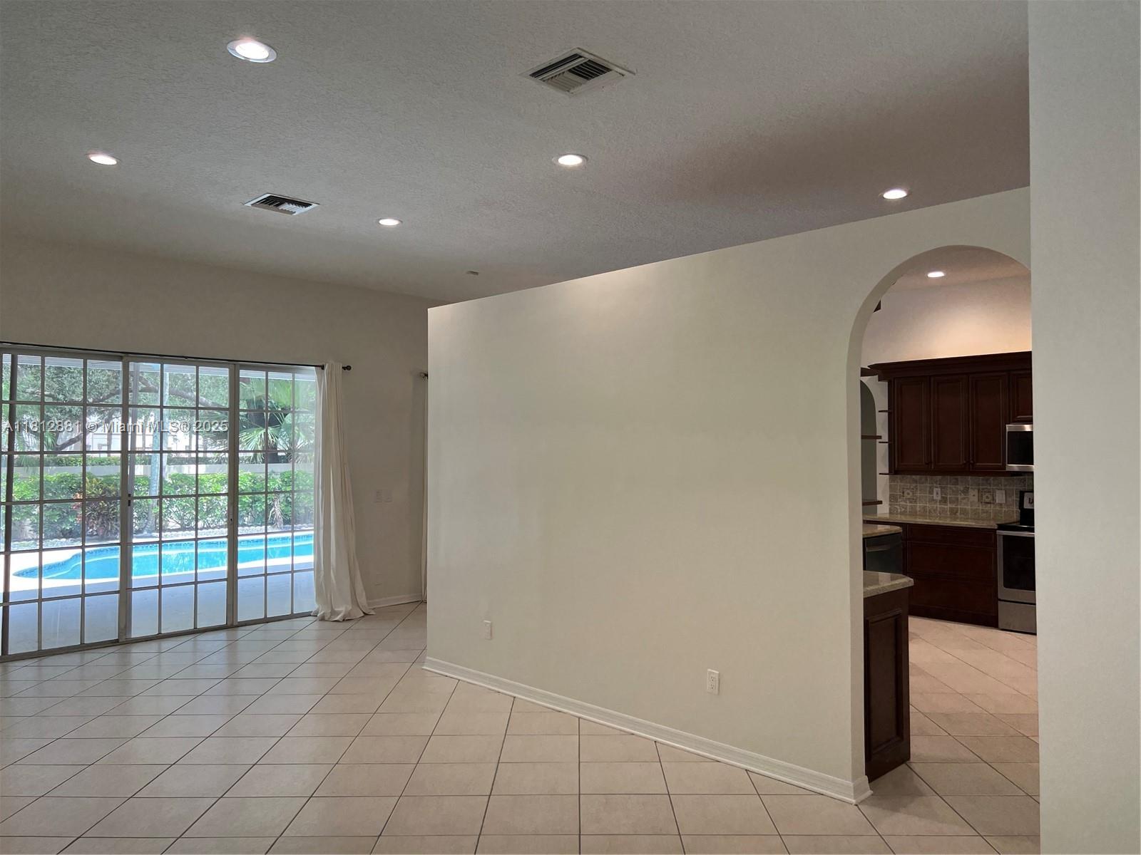 2051 NW 125th Ter