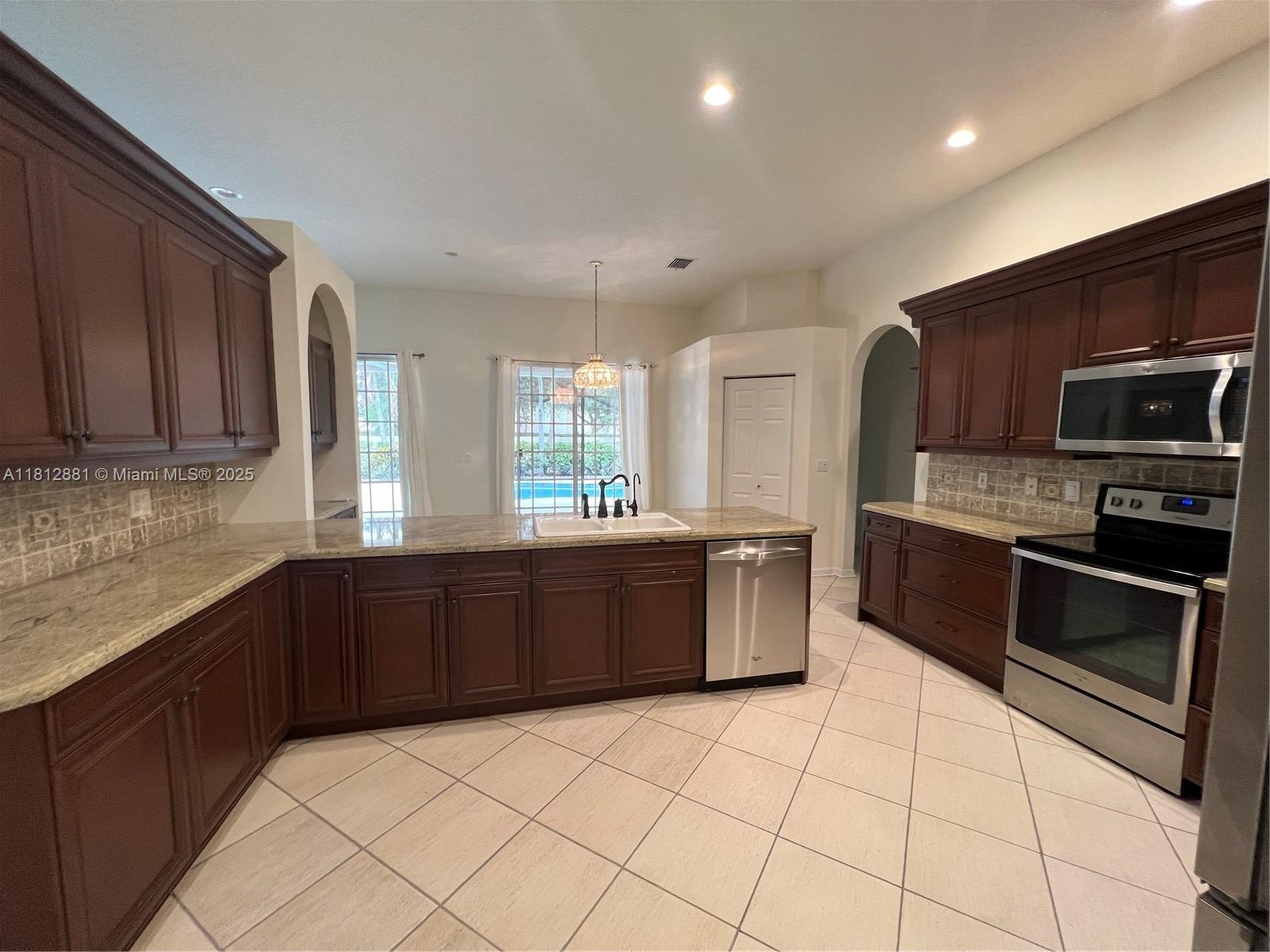 2051 NW 125th Ter