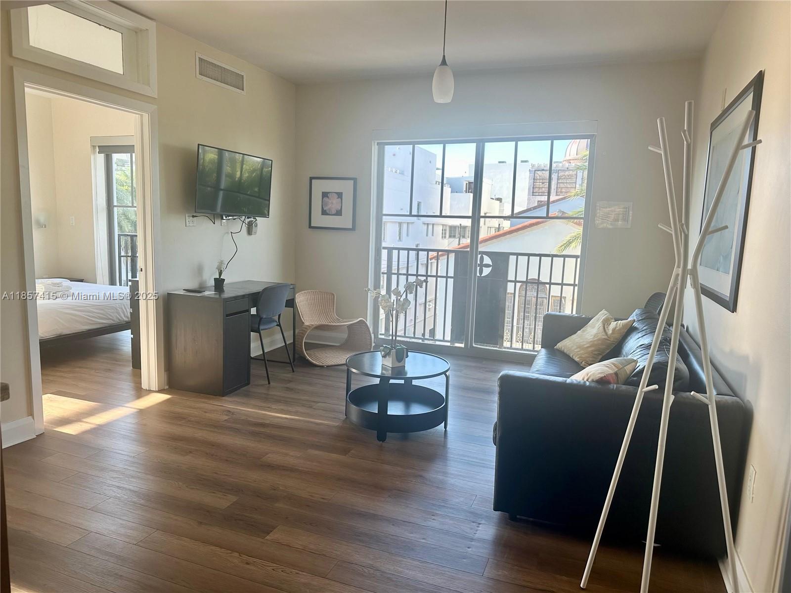 THE STRAND ON OCEAN DRIVE - Residential