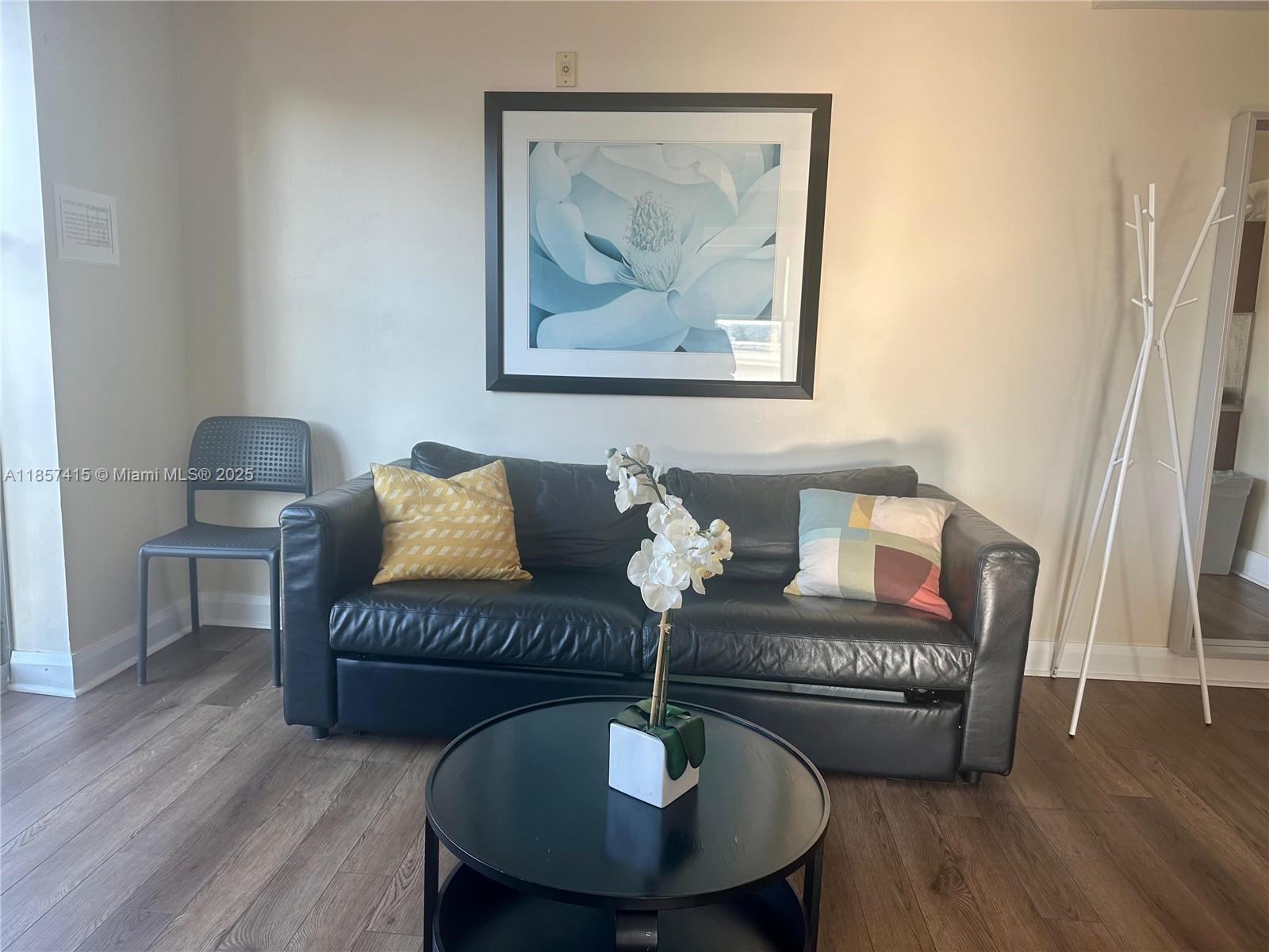 THE STRAND ON OCEAN DRIVE - Residential