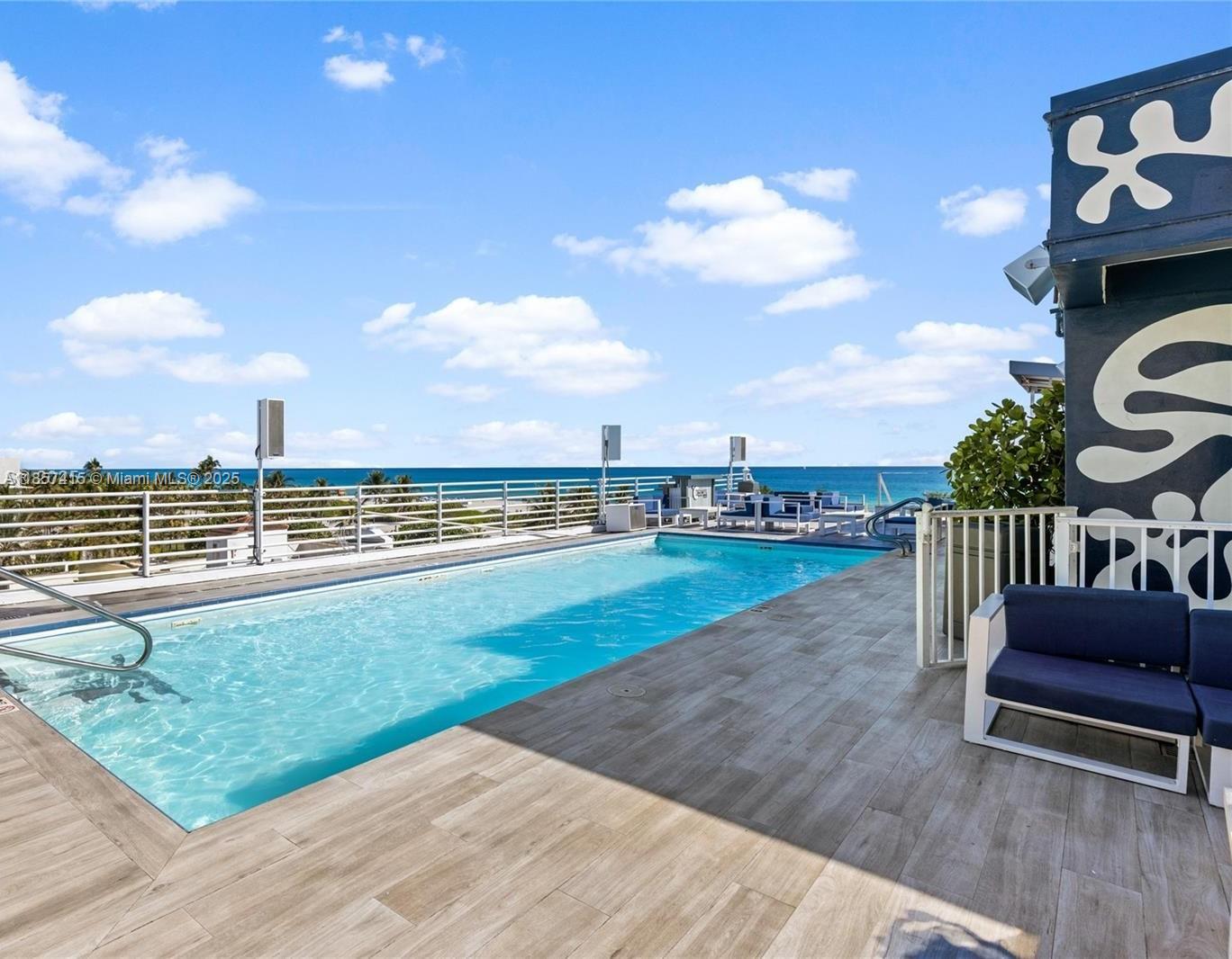 THE STRAND ON OCEAN DRIVE - Residential