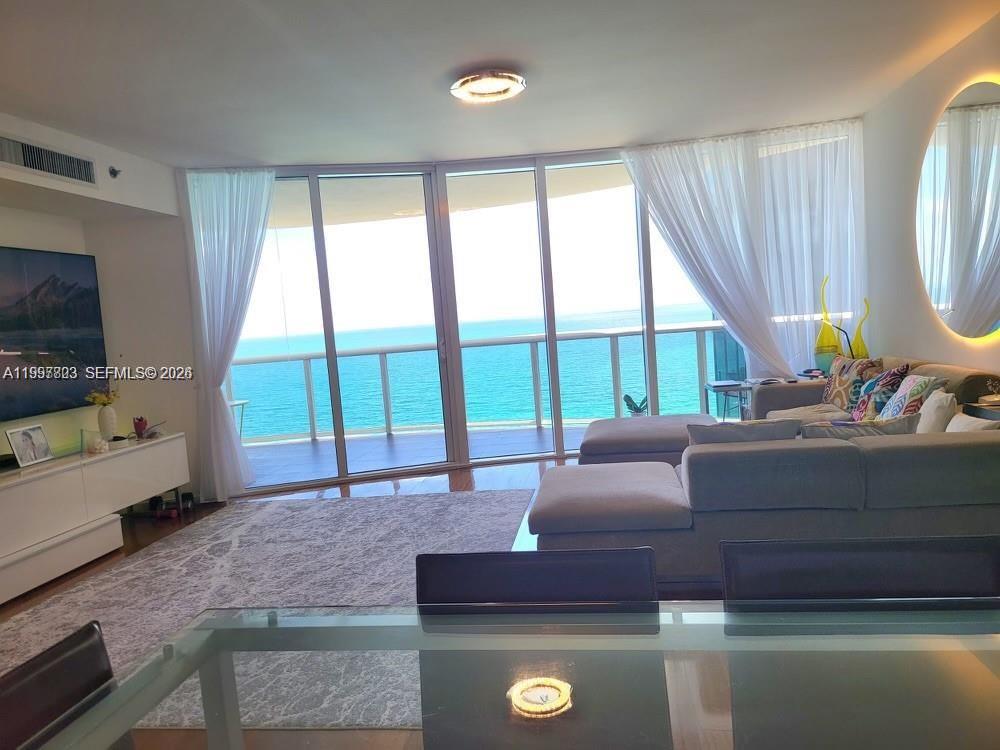 OCEAN FOUR CONDO - Residential Lease
