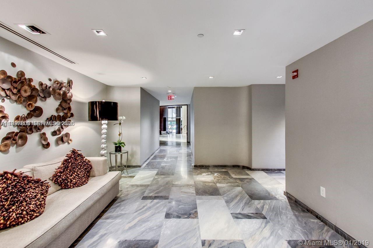 OCEAN FOUR CONDO - Residential Lease