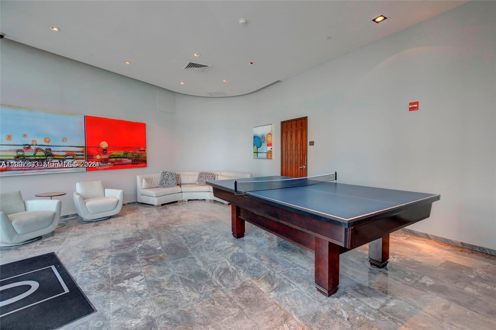 OCEAN FOUR CONDO - Residential Lease