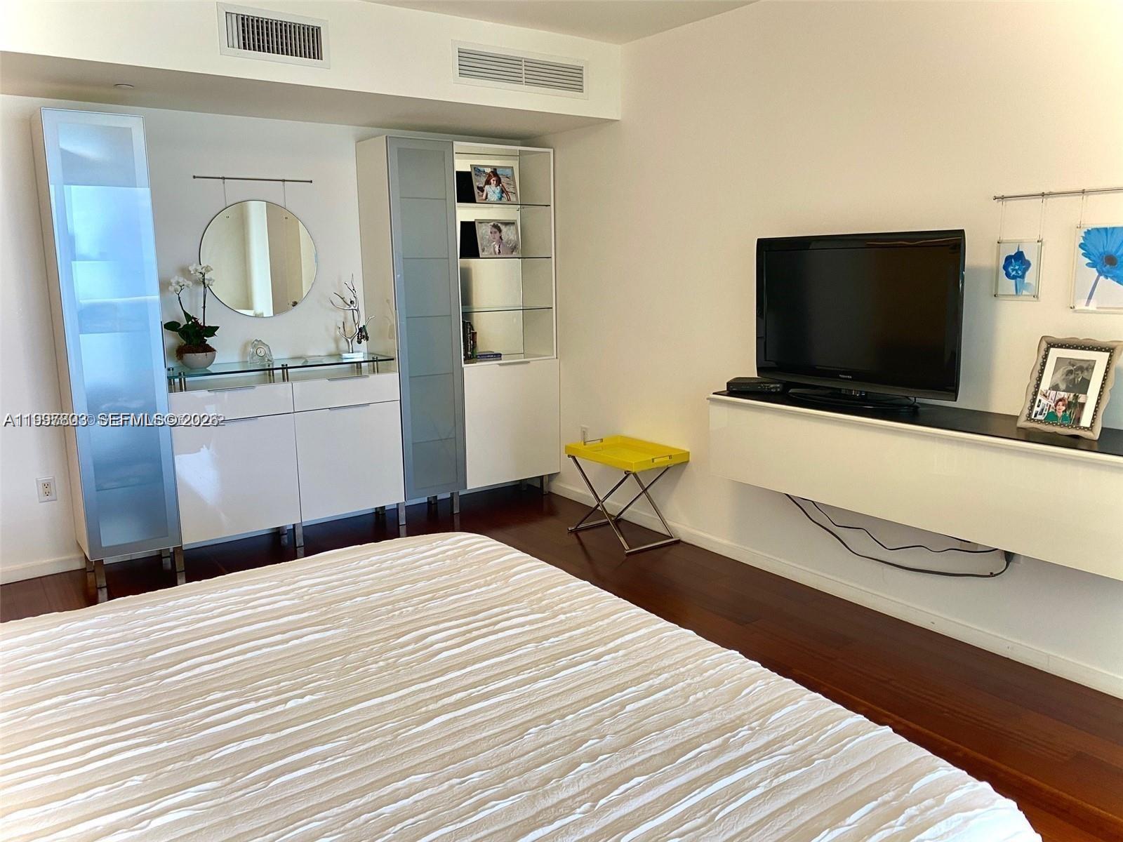 OCEAN FOUR CONDO - Residential Lease