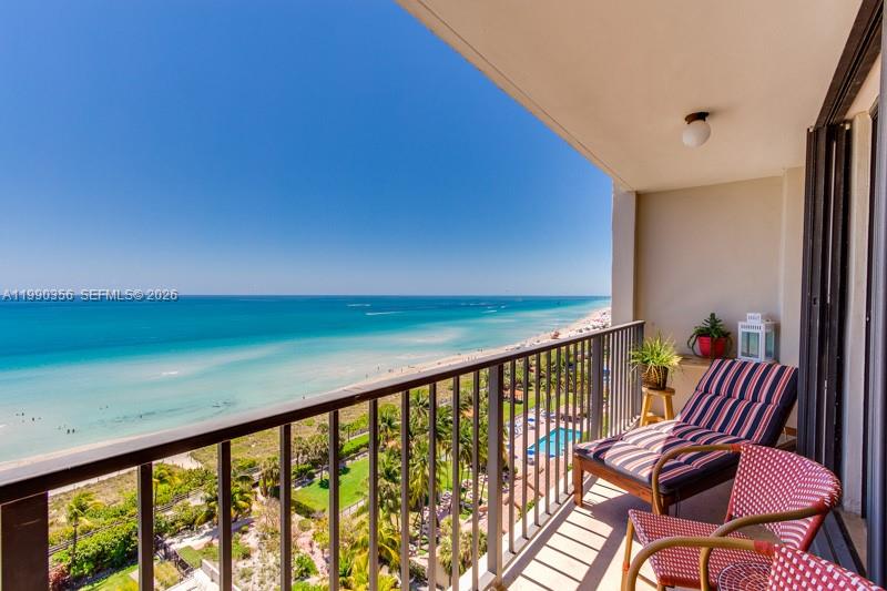 2625 COLLINS AV 1403