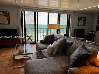 2625 COLLINS AV 1403