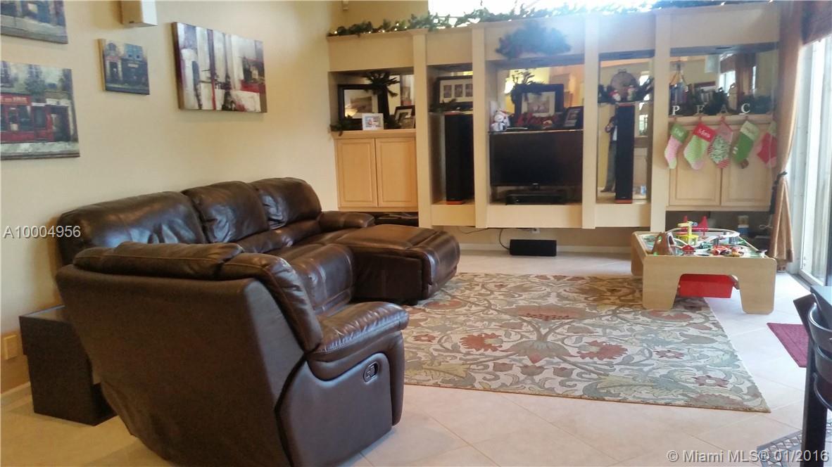 Kensington 146-39 B - Residential