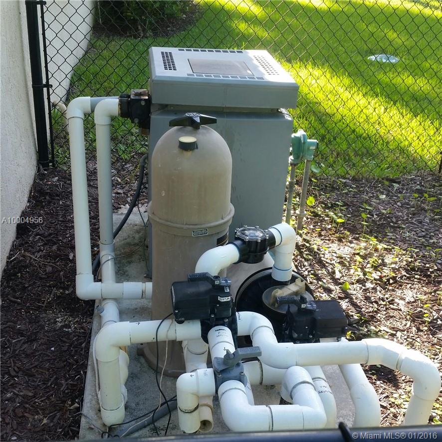 Kensington 146-39 B - Residential