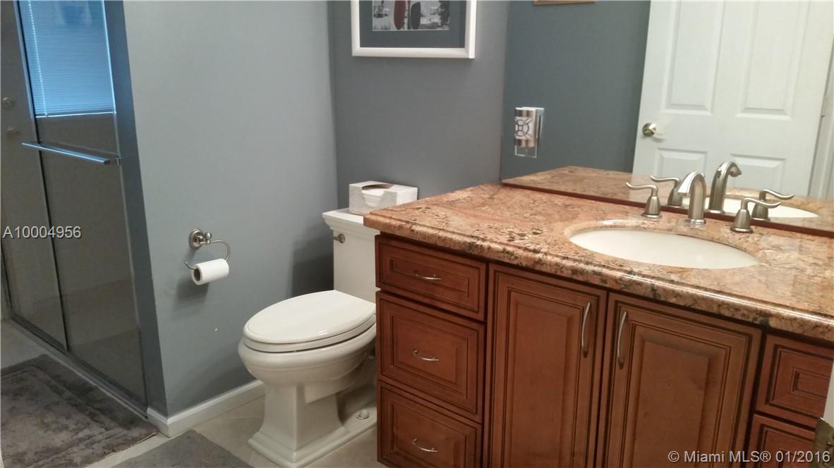 Kensington 146-39 B - Residential