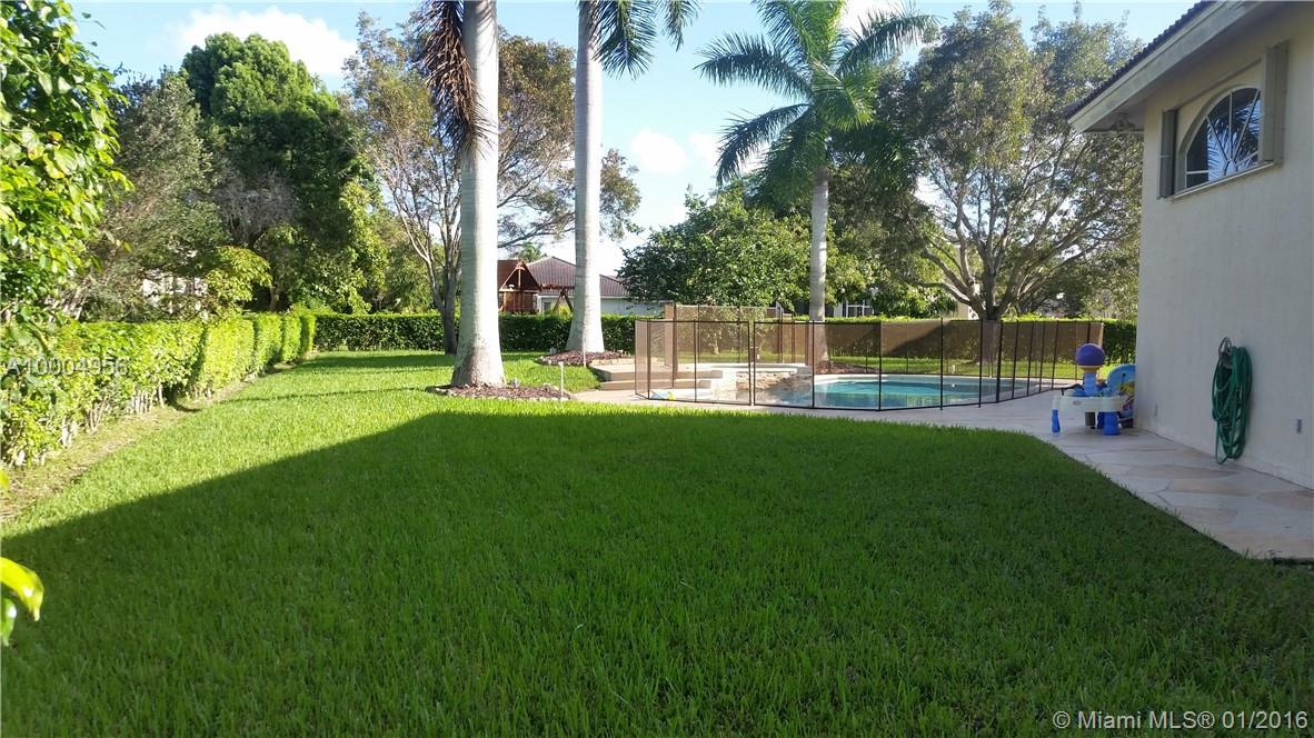 Kensington 146-39 B - Residential