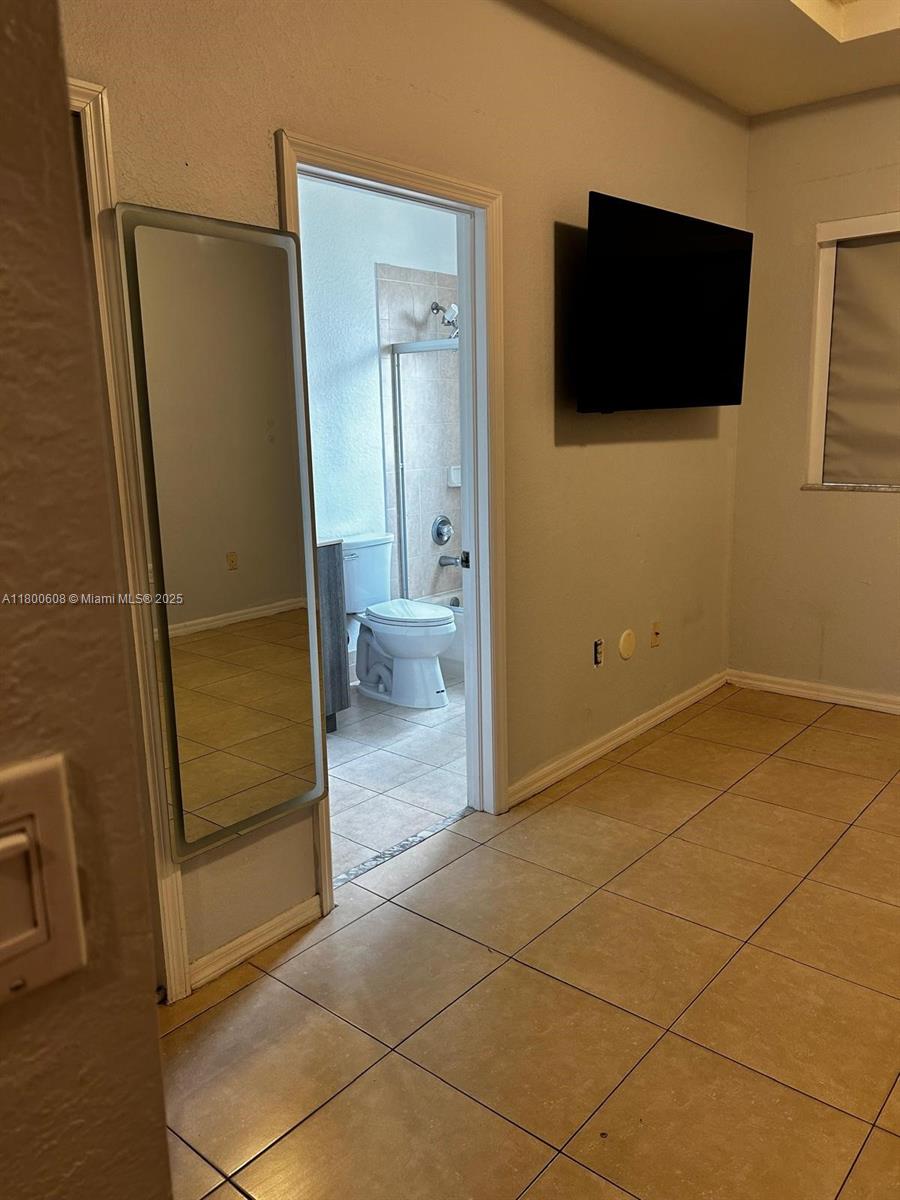 8526 NW 107th Psge 1-40