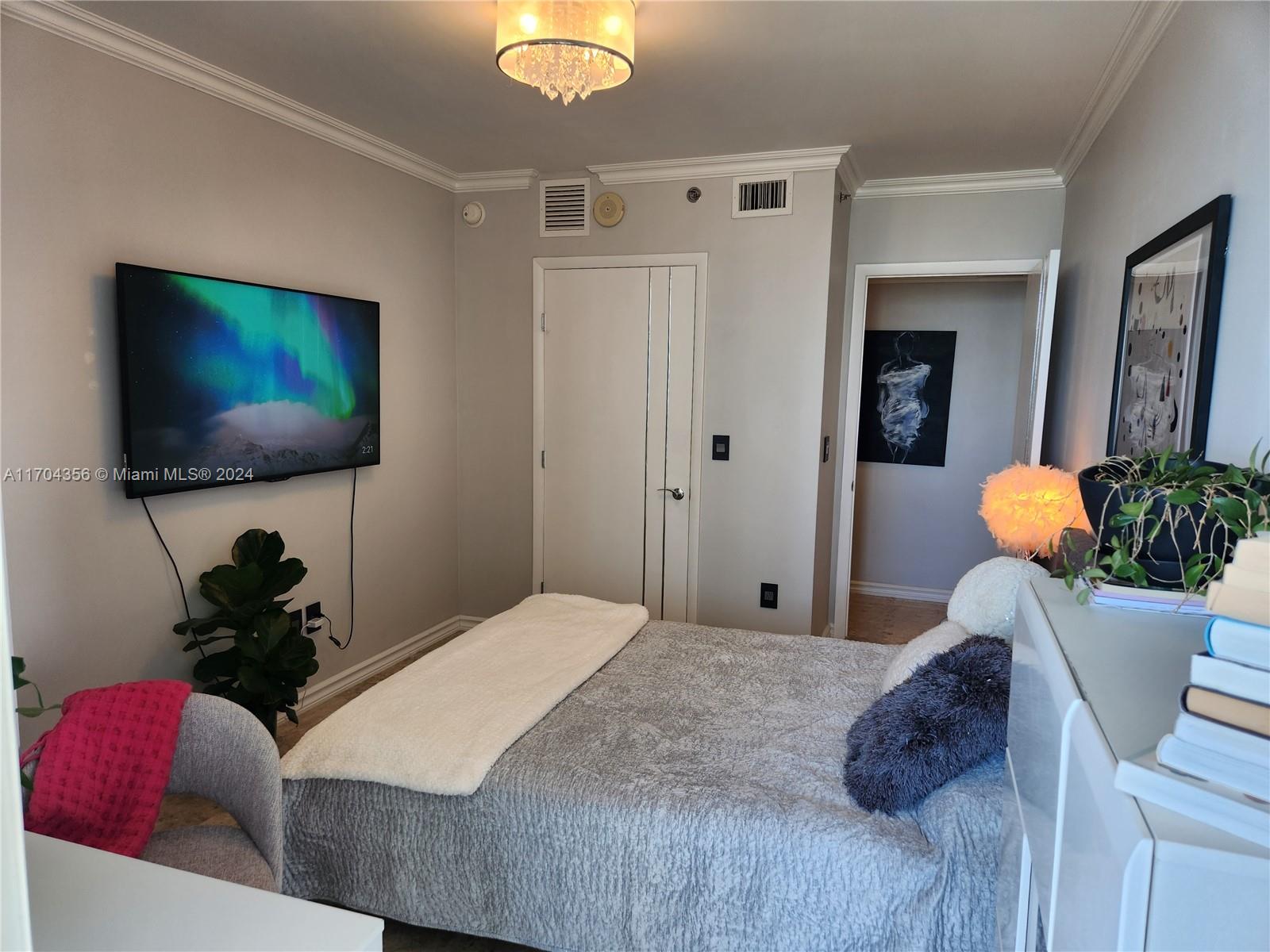 BEACH CLUB TWO CONDO - Residential Lease