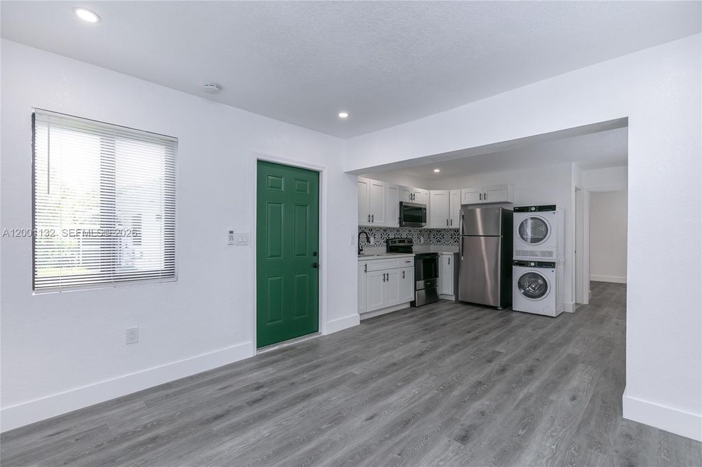 Photo of 6125 SW 40th Ct #4, Miramar, FL 33023 (MLS # A12001132)