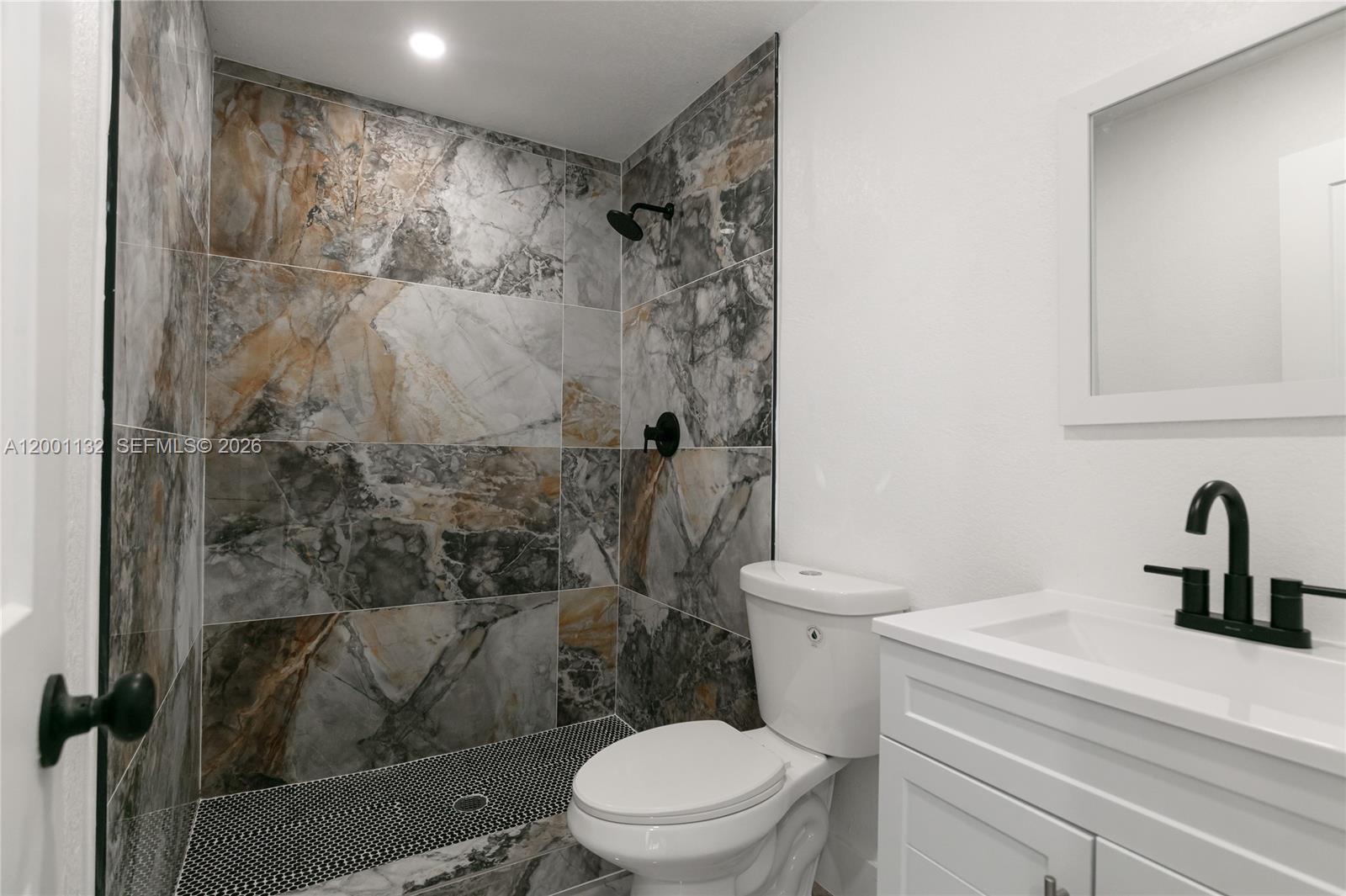 SUN LAND PARK - Residential Lease