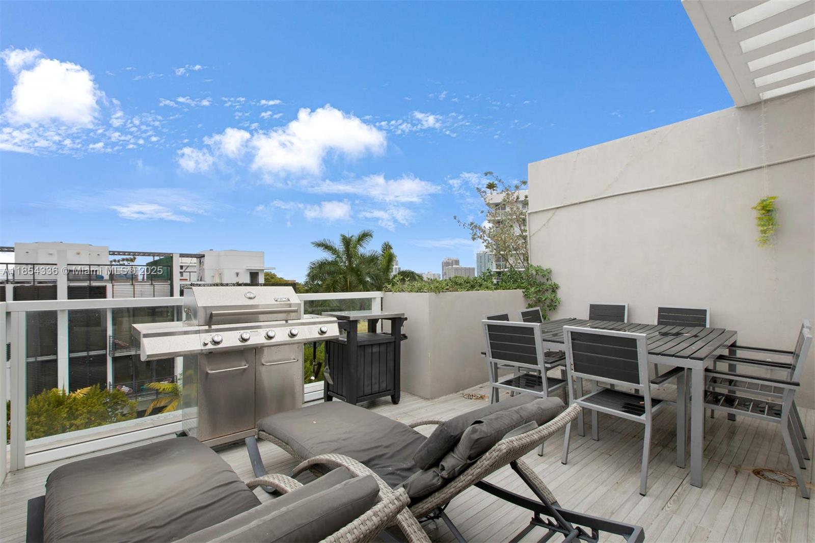 BAY HARBOR ISLAND - Residential Lease