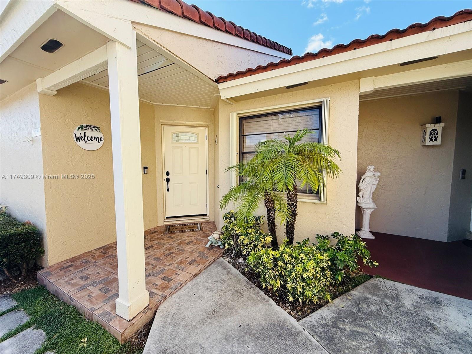 Remodeled Villa in The Moors. Enjoy the convenience of the community amenities. AC UNIT from 2017
Electric Panel upgrade. Shutters for hurricane protection. Close to Schools and Expressways.
2 Assigned Parking. Basic Cable included in Association payment.