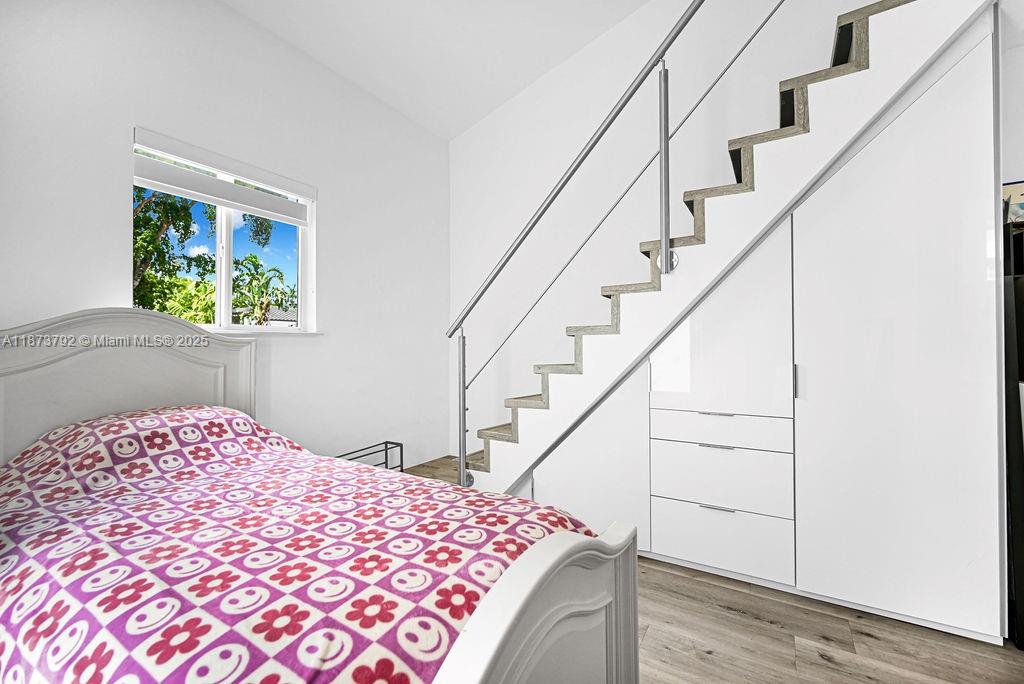 SHORECREST - Residential