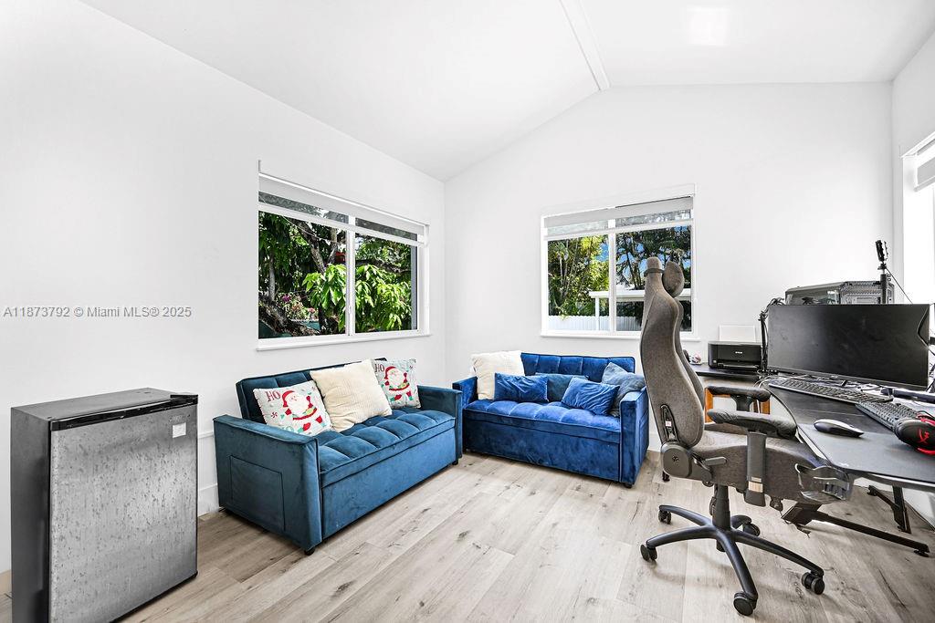 SHORECREST - Residential