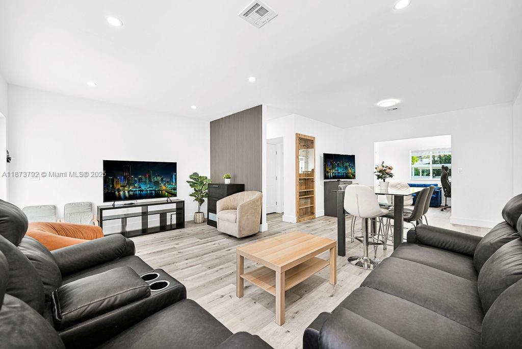 SHORECREST - Residential