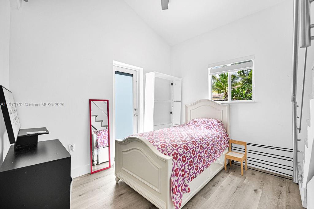 SHORECREST - Residential