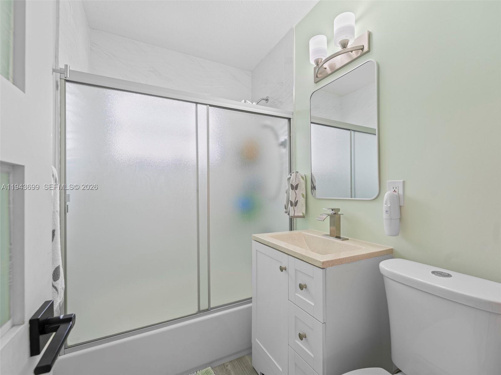 WESTWOOD LAKE 4TH ADDN - Residential