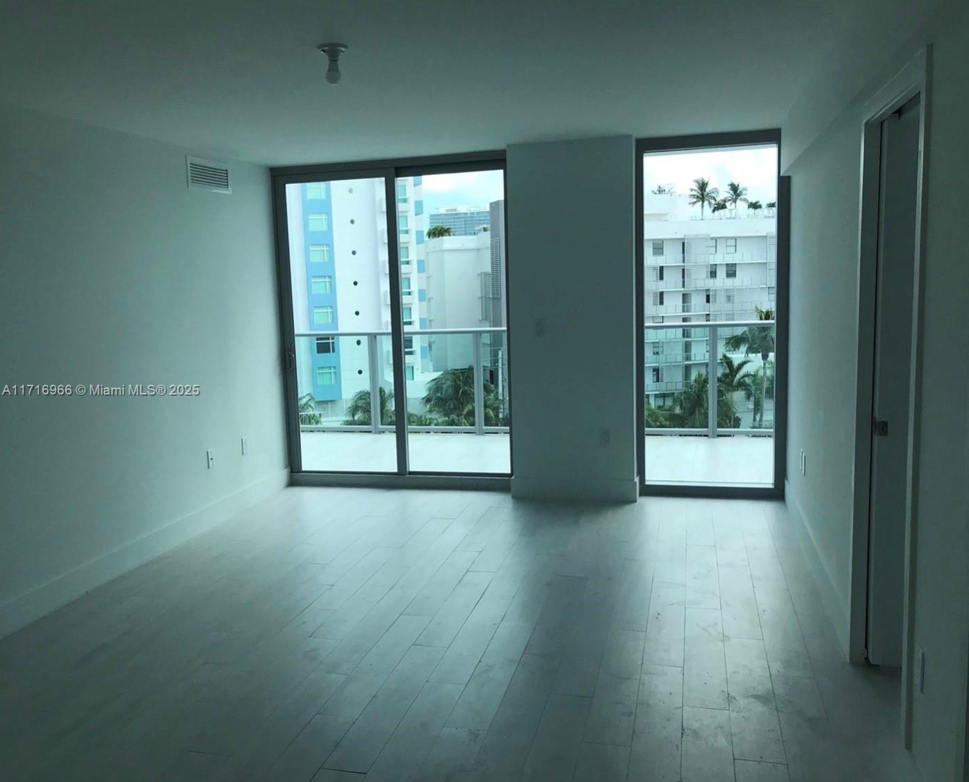 THE PALMS CONDO - Residential Lease