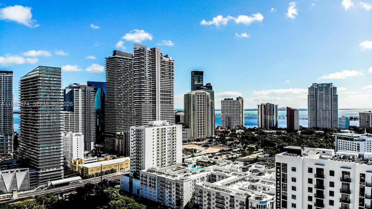 BRICKELL TEN CONDO - Residential Lease