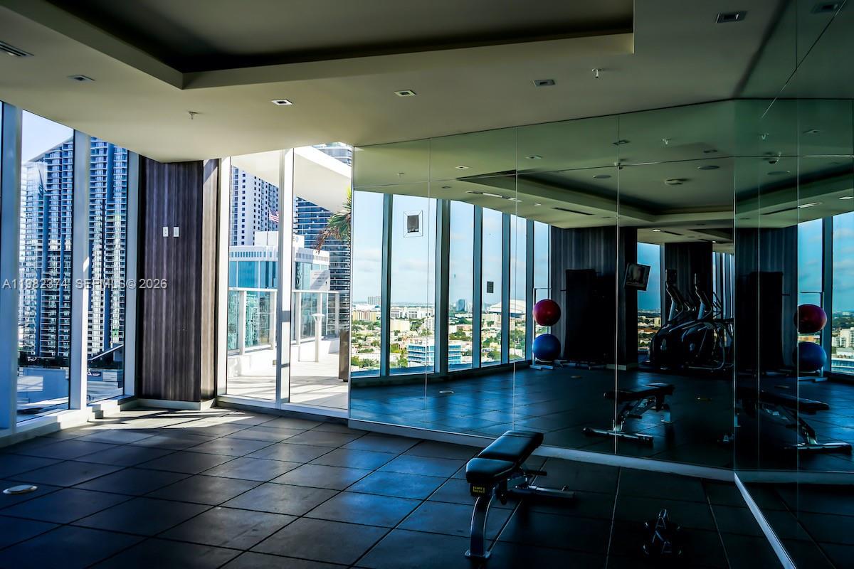 BRICKELL TEN CONDO - Residential Lease