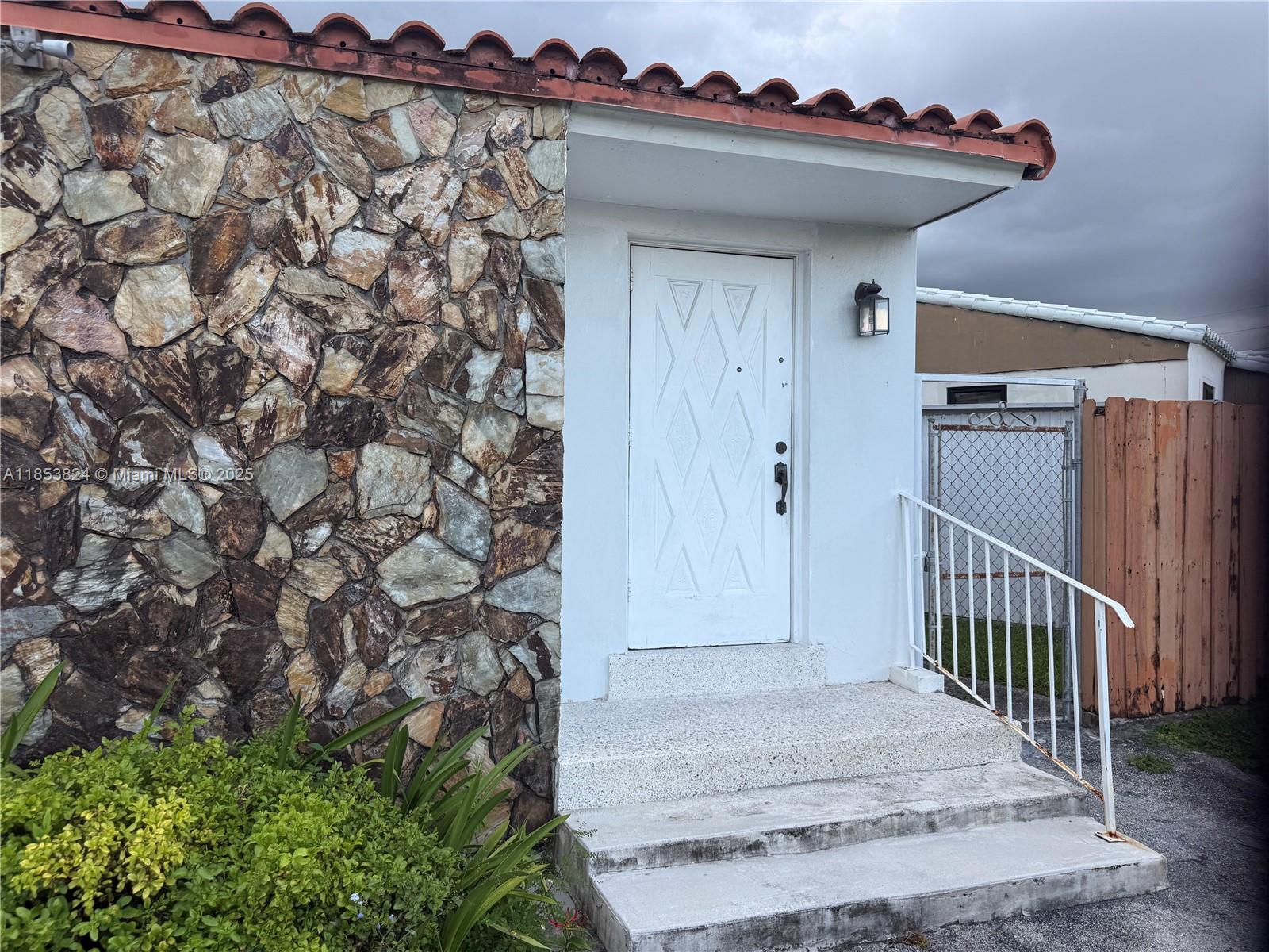 110 Flagami Blvd