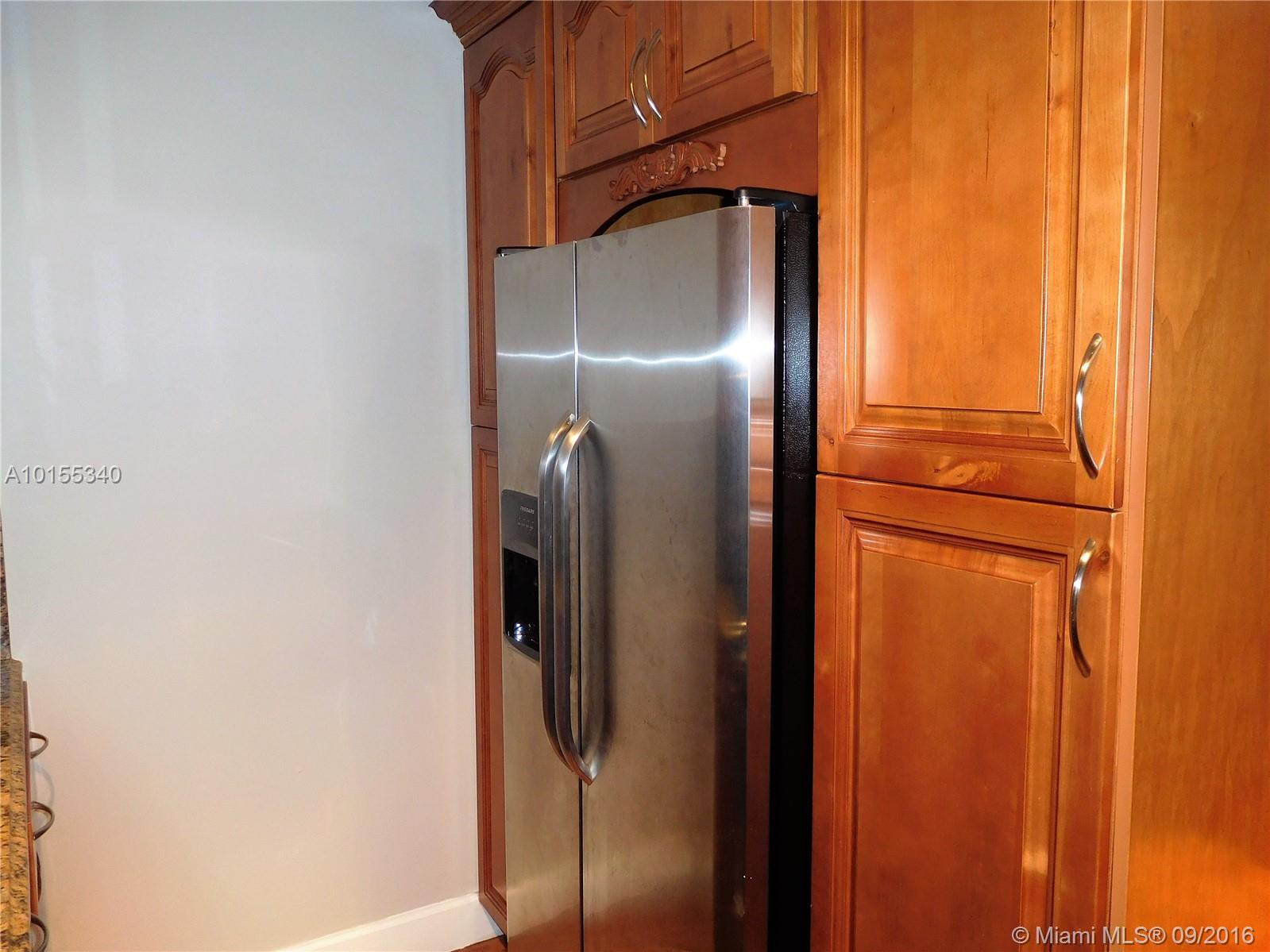 Lago del Rey - Residential Lease