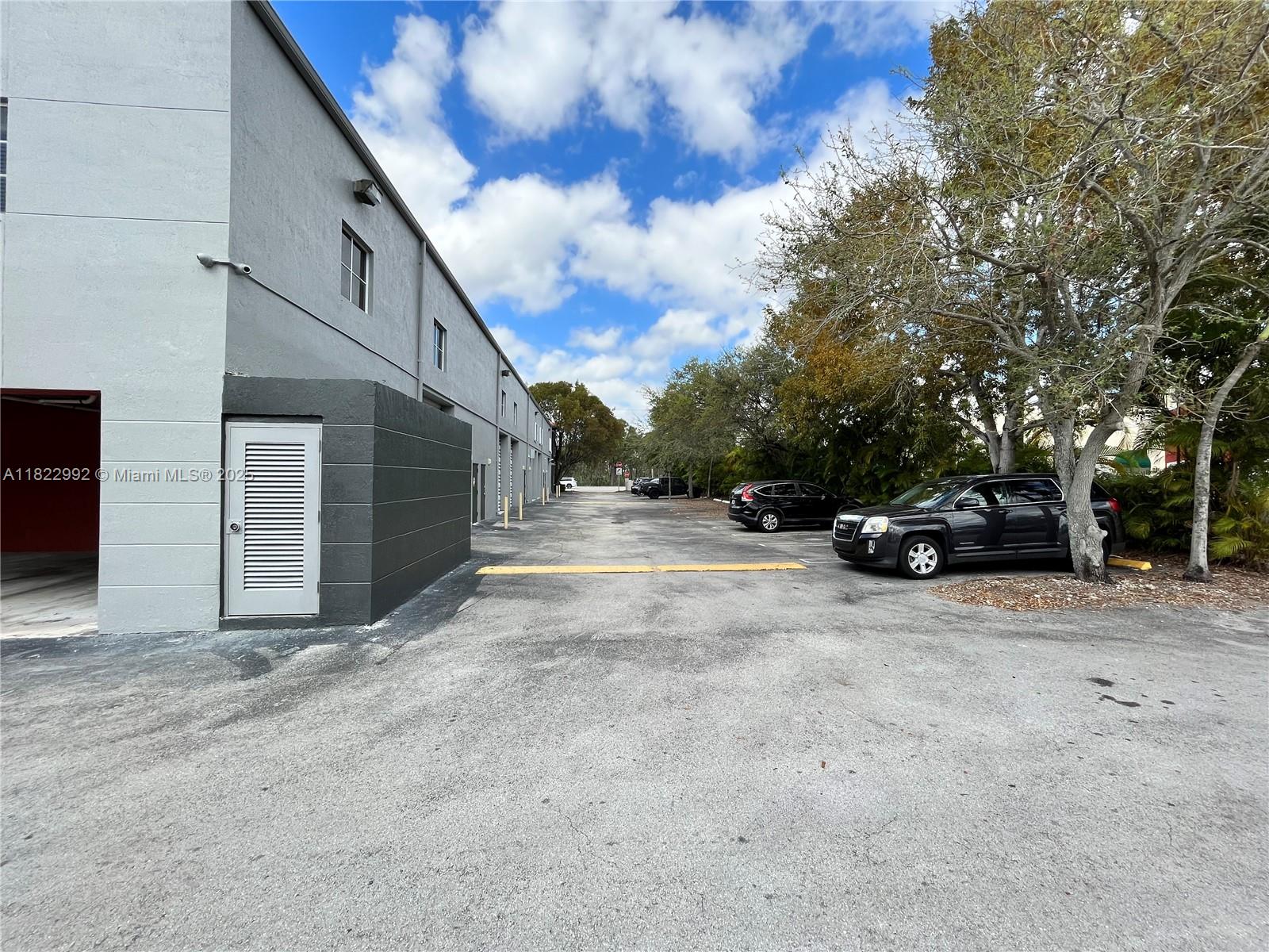 13170 SW 128th St 106