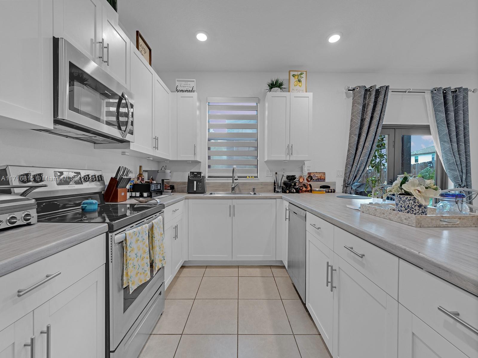 ALLAPATTAH GDNS - Residential